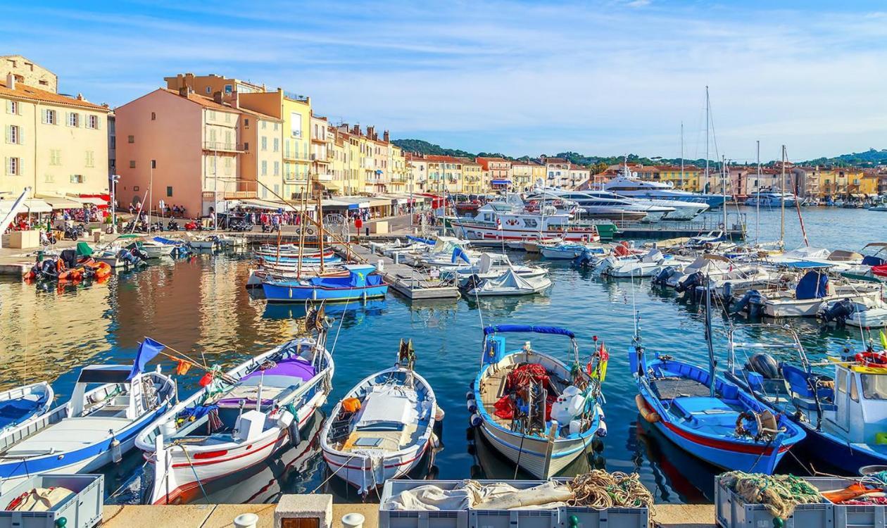 Apartamento Les Pieds Dans L'Eau La Croix-Valmer Exterior foto